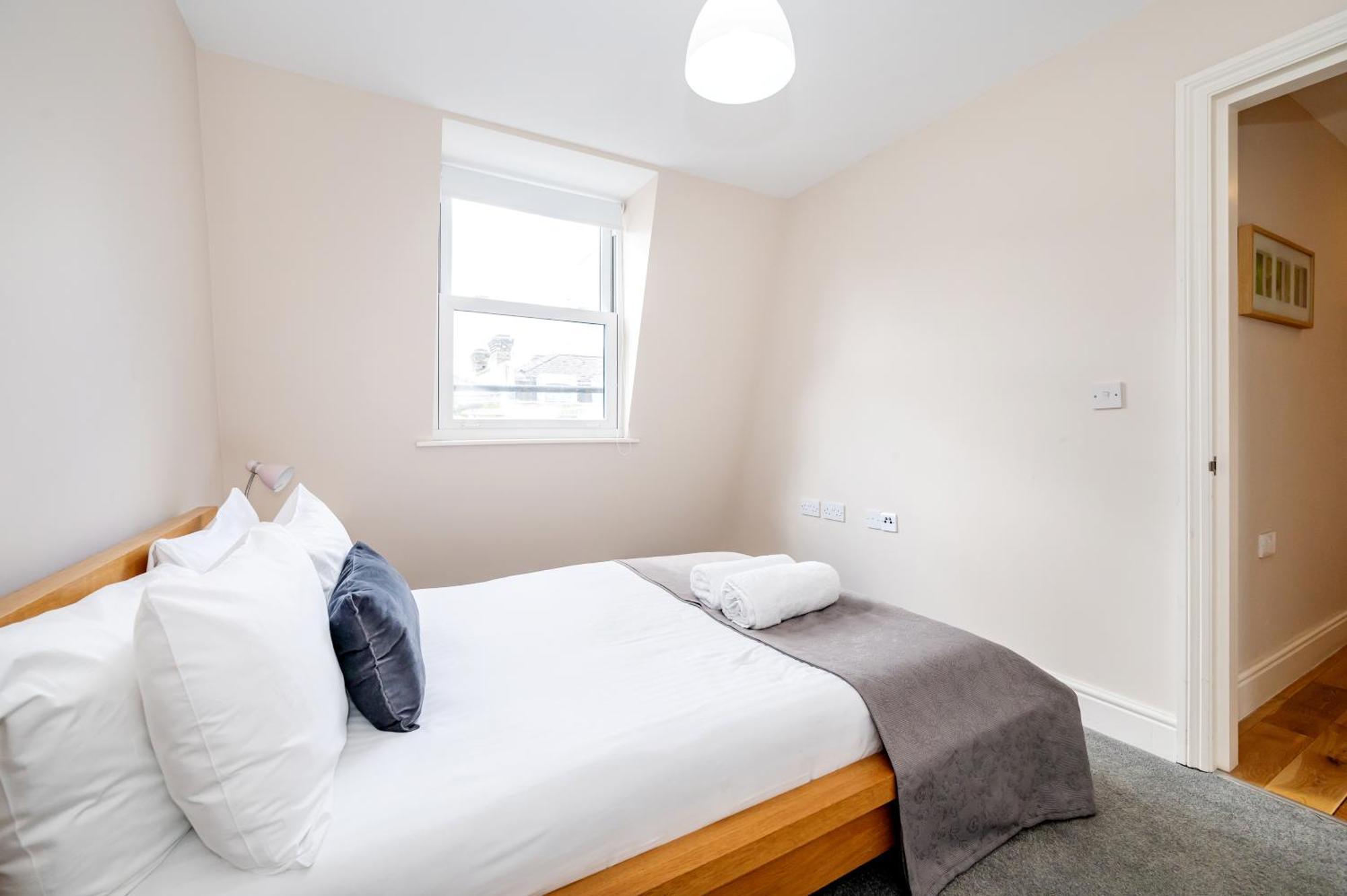 Paddington Modern Apartments London Eksteriør bilde