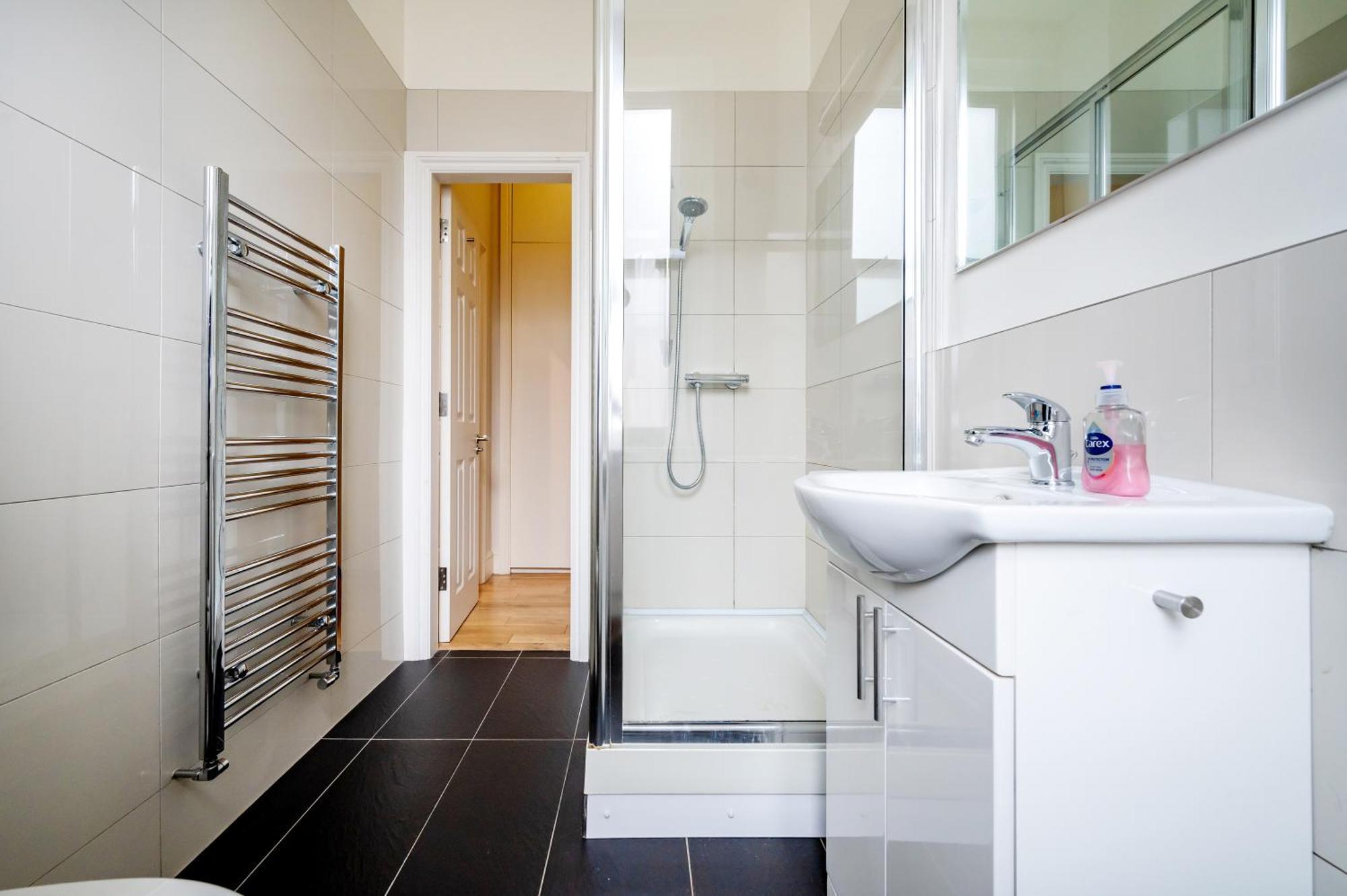 Paddington Modern Apartments London Eksteriør bilde